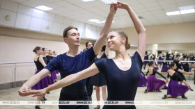 Лукашенко поздравил коллектив Белорусского государственного университета культуры и искусств с 50-летием