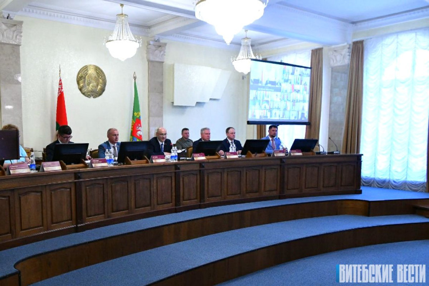 Организация уборки урожая и сев озимых культур под урожай 2027 года обсуждались на заседании облисполкома