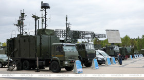 Lukashenko: Belarus’ military industry complex is among priority high-tech sectors of economy