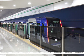 Lukashenko examines new metro stations in Minsk