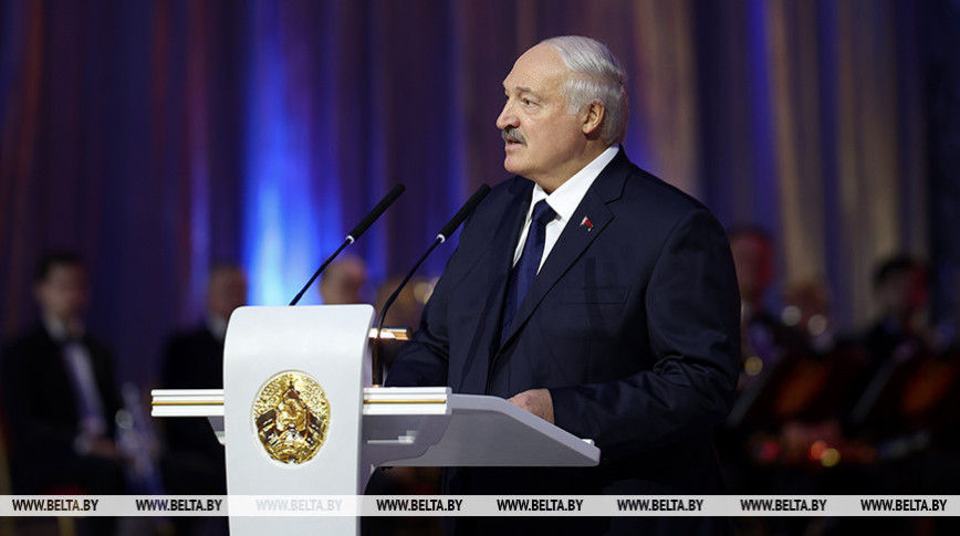 Lukashenko on Year of Belarusian Woman: We chose a symbol, not just a theme