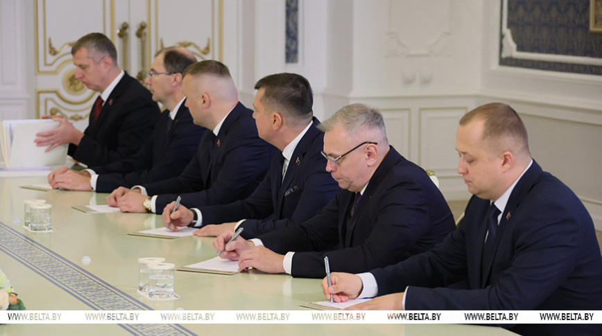 Lukashenko instructs new heads of Belarus’ major enterprises to tackle problems Lukashenko instructs new heads of Belarus’ major enterprises to tackle problems