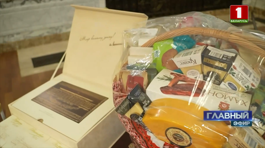 What Cuban president gifted to Lukashenko