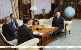 Lukashenko meets with President of Peking University Gong Qihuang