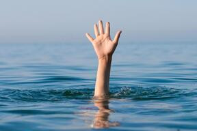 In the Vitebsk region, a drunk man drowned while fishing