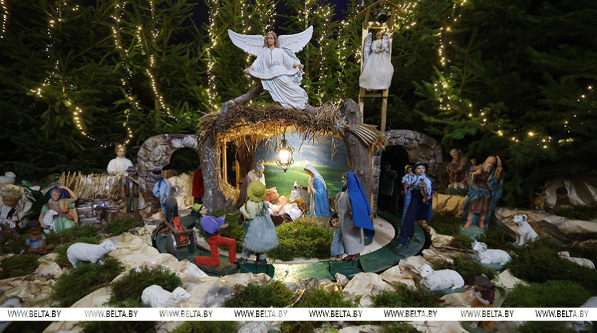 Grodno's Franciscan church unveils unique mechanical batleika ahead of Christmas