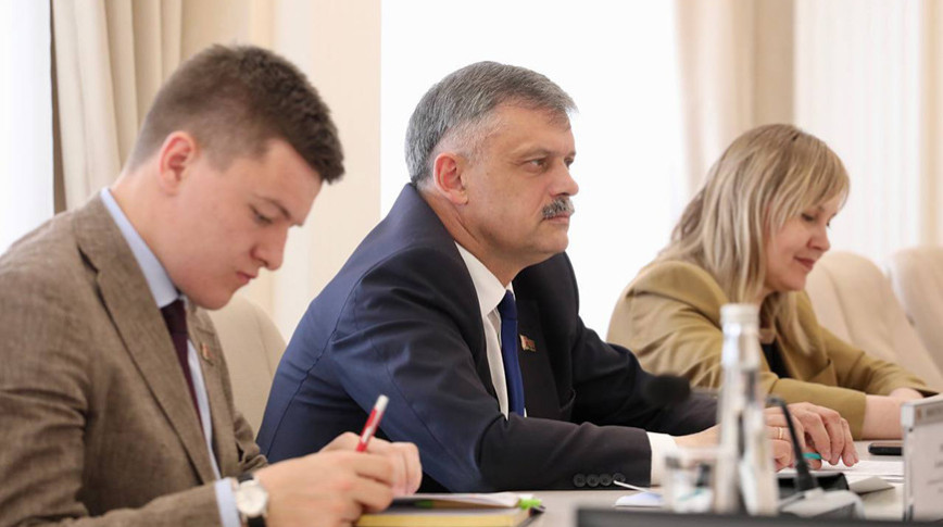 Minsk, St. Petersburg discuss cooperation in sports