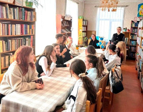 У незвычайным фармаце прайшла сустрэча кіраўніцтва Шумілінскага раёна з маладымі спецыялістамі